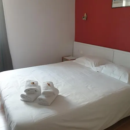 Hermance Hotel 2*