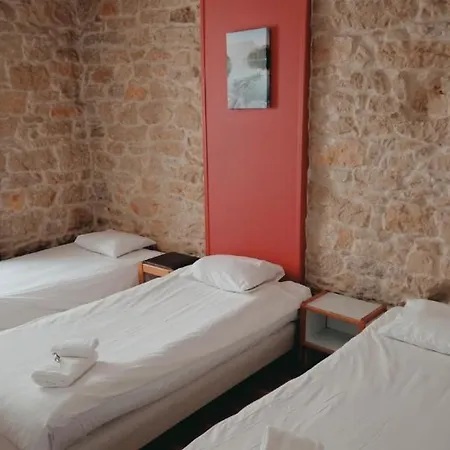 Hermance 2* Bellegarde-sur-Valserine