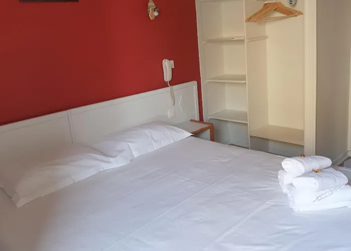 Hermance Hotel