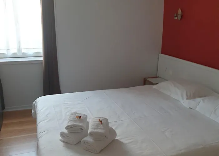 Hotel Hermance 2*